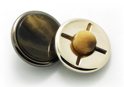 TJ  JK  西裝組合鈕扣  風衣樹脂鈕扣  15mm  18mm  20mm   25mm   29mm  大衣  風衣  西裝 側面照